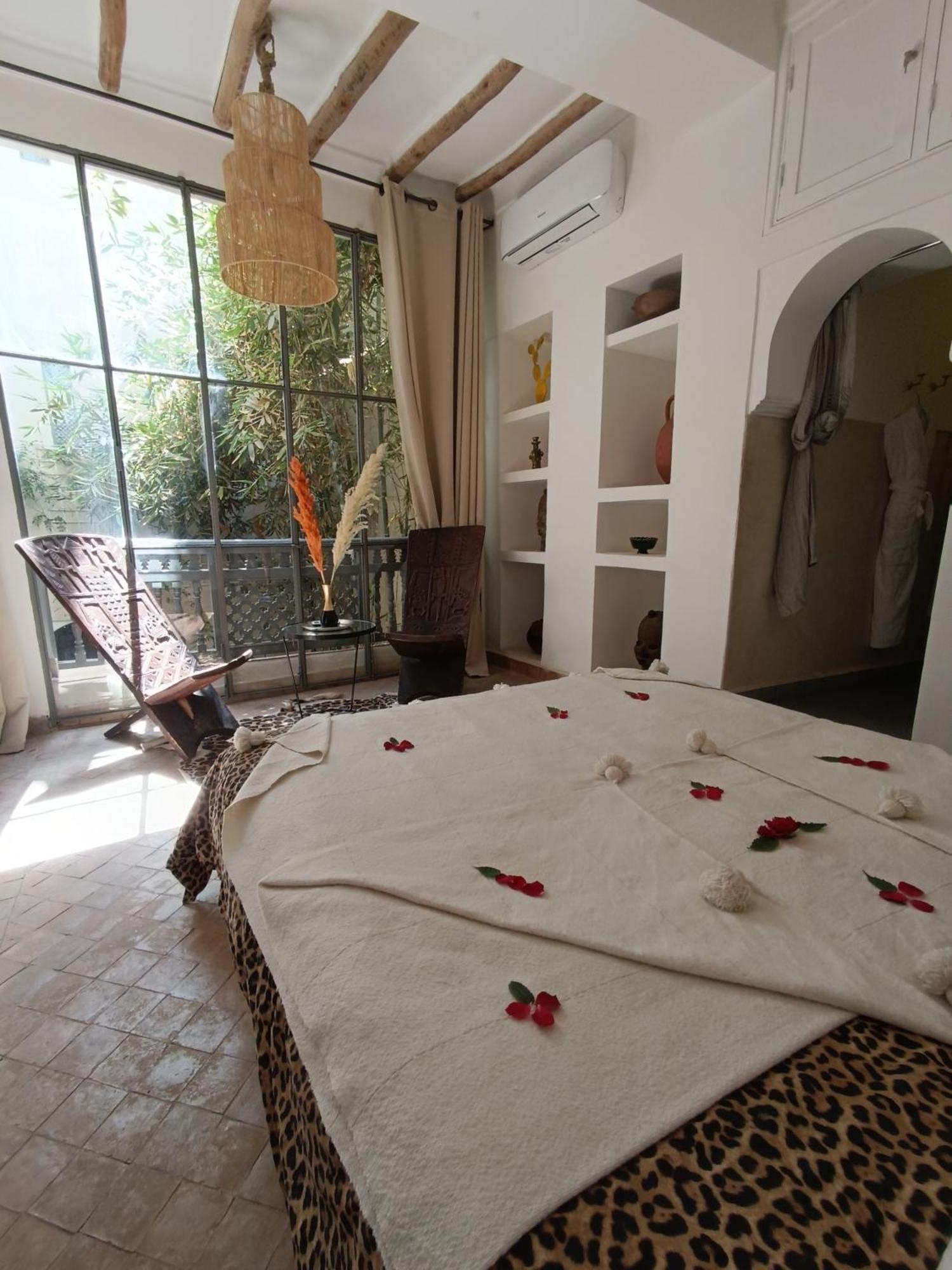 103Riad Pool Rooftop & Hammam Marrakesch Zimmer foto
